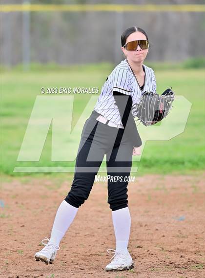 Thumbnail 2 in Olympian vs. La Costa Canyon (Cougar Classic) photogallery.