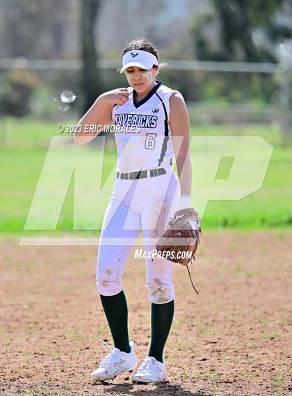 Thumbnail 3 in Olympian vs. La Costa Canyon (Cougar Classic) photogallery.