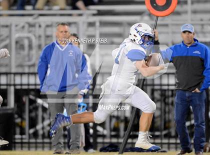 Thumbnail 1 in St. Edmund @ Ascension Catholic (LHSAA Division IV 1st Round) photogallery.