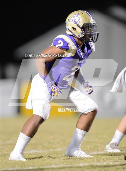 Thumbnail 2 in St. Edmund @ Ascension Catholic (LHSAA Division IV 1st Round) photogallery.