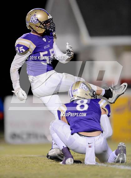 Thumbnail 2 in St. Edmund @ Ascension Catholic (LHSAA Division IV 1st Round) photogallery.