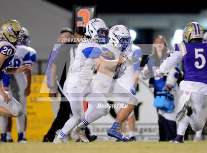 Thumbnail 3 in St. Edmund @ Ascension Catholic (LHSAA Division IV 1st Round) photogallery.