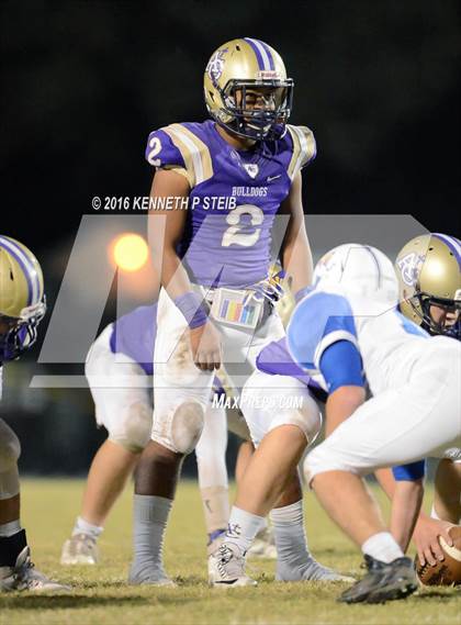 Thumbnail 1 in St. Edmund @ Ascension Catholic (LHSAA Division IV 1st Round) photogallery.