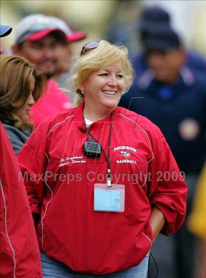 Thumbnail 3 in Monroe vs. Westchester (CIF LA City Section D2 Final) photogallery.