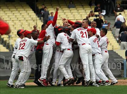 Thumbnail 1 in Monroe vs. Westchester (CIF LA City Section D2 Final) photogallery.