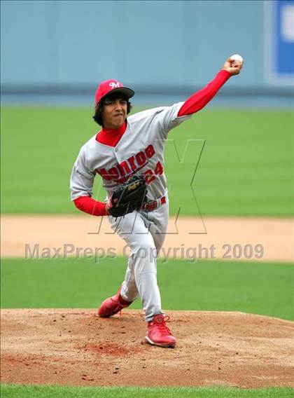 Thumbnail 3 in Monroe vs. Westchester (CIF LA City Section D2 Final) photogallery.