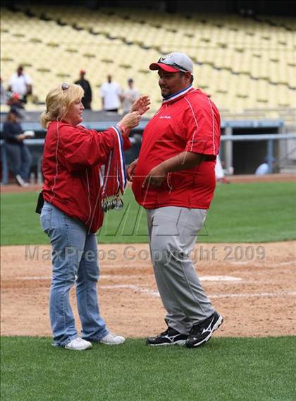 Thumbnail 1 in Monroe vs. Westchester (CIF LA City Section D2 Final) photogallery.