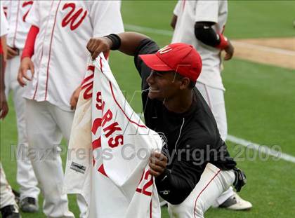 Thumbnail 2 in Monroe vs. Westchester (CIF LA City Section D2 Final) photogallery.