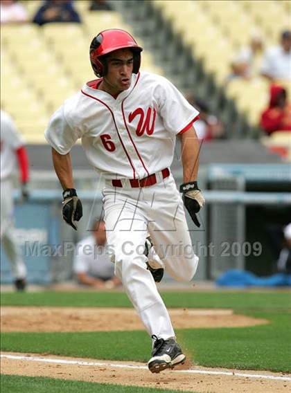 Thumbnail 3 in Monroe vs. Westchester (CIF LA City Section D2 Final) photogallery.