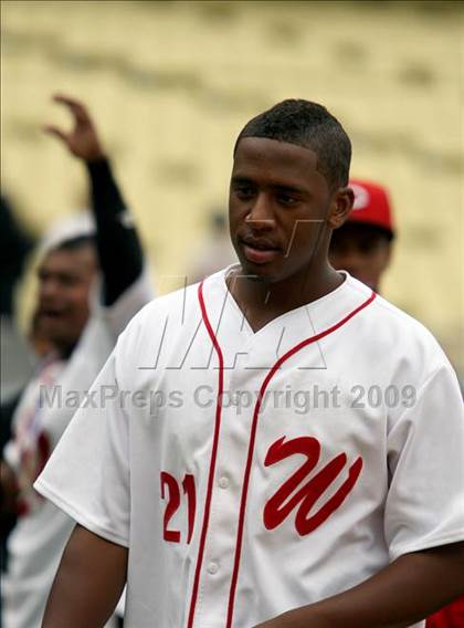 Thumbnail 2 in Monroe vs. Westchester (CIF LA City Section D2 Final) photogallery.