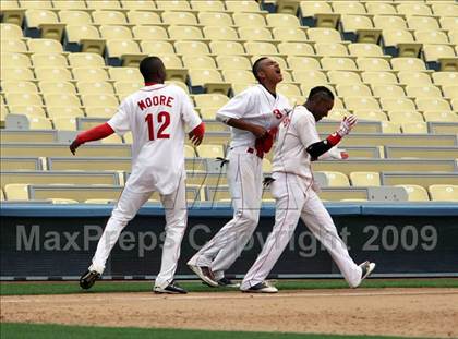 Thumbnail 3 in Monroe vs. Westchester (CIF LA City Section D2 Final) photogallery.
