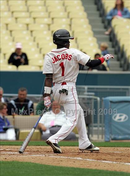 Thumbnail 2 in Monroe vs. Westchester (CIF LA City Section D2 Final) photogallery.