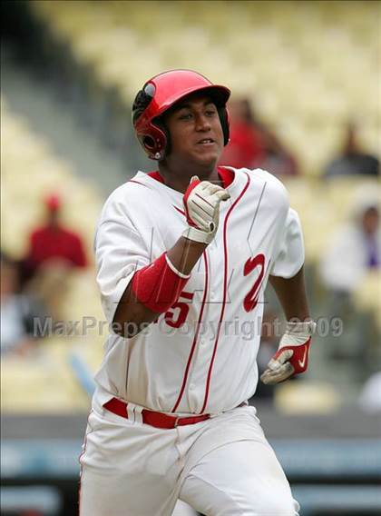 Thumbnail 3 in Monroe vs. Westchester (CIF LA City Section D2 Final) photogallery.
