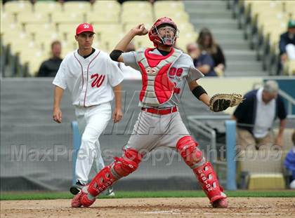 Thumbnail 3 in Monroe vs. Westchester (CIF LA City Section D2 Final) photogallery.