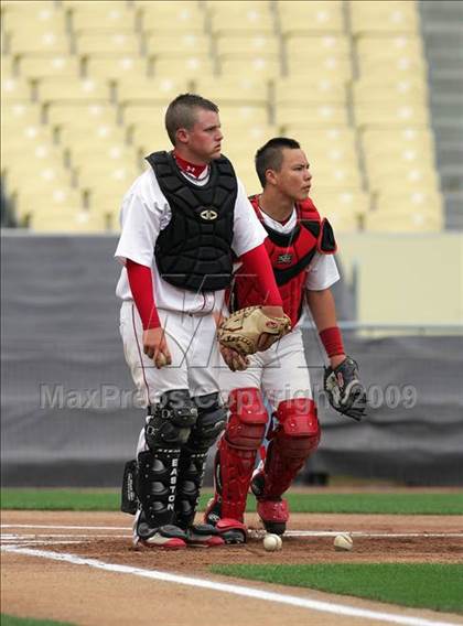 Thumbnail 1 in Monroe vs. Westchester (CIF LA City Section D2 Final) photogallery.