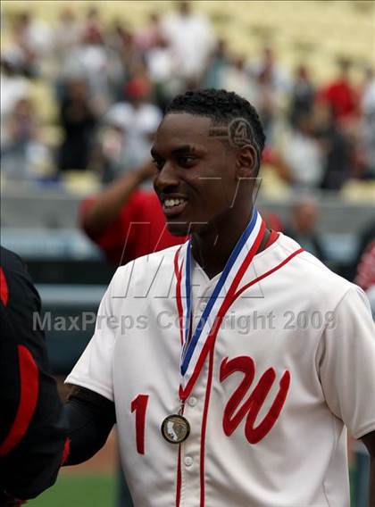 Thumbnail 2 in Monroe vs. Westchester (CIF LA City Section D2 Final) photogallery.