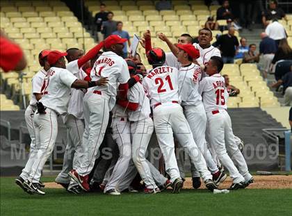 Thumbnail 2 in Monroe vs. Westchester (CIF LA City Section D2 Final) photogallery.