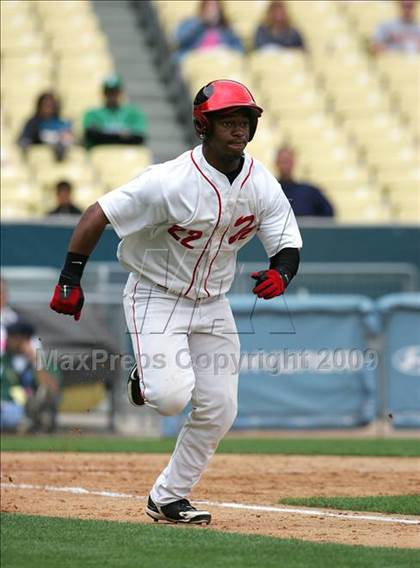Thumbnail 2 in Monroe vs. Westchester (CIF LA City Section D2 Final) photogallery.