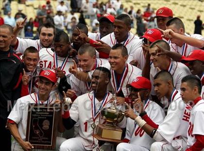 Thumbnail 1 in Monroe vs. Westchester (CIF LA City Section D2 Final) photogallery.