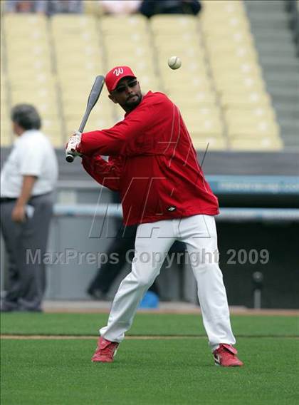 Thumbnail 2 in Monroe vs. Westchester (CIF LA City Section D2 Final) photogallery.