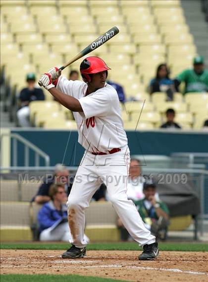 Thumbnail 3 in Monroe vs. Westchester (CIF LA City Section D2 Final) photogallery.