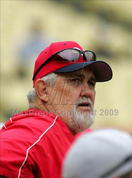 Thumbnail 1 in Monroe vs. Westchester (CIF LA City Section D2 Final) photogallery.