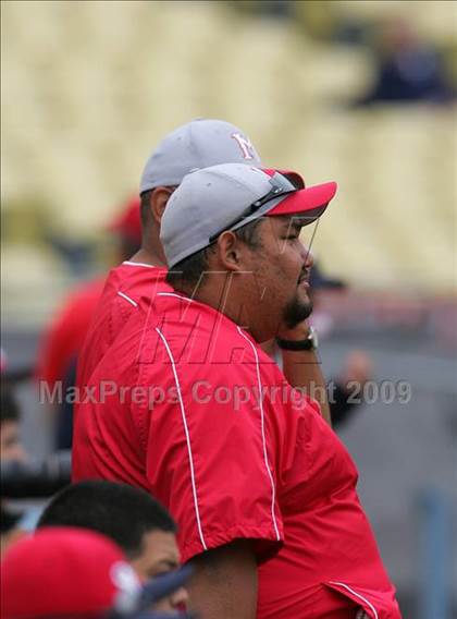 Thumbnail 3 in Monroe vs. Westchester (CIF LA City Section D2 Final) photogallery.