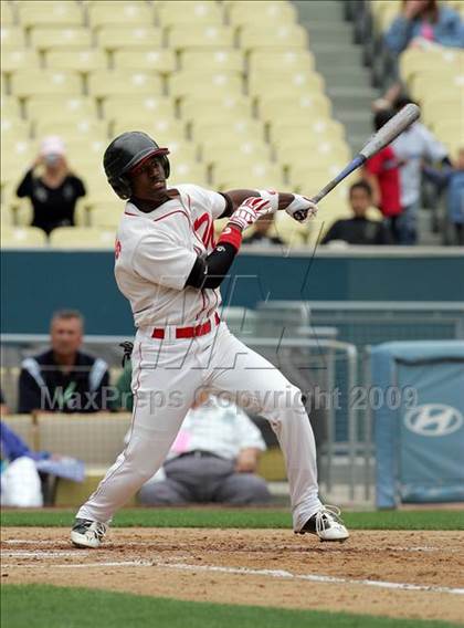 Thumbnail 3 in Monroe vs. Westchester (CIF LA City Section D2 Final) photogallery.