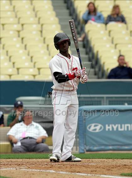 Thumbnail 1 in Monroe vs. Westchester (CIF LA City Section D2 Final) photogallery.