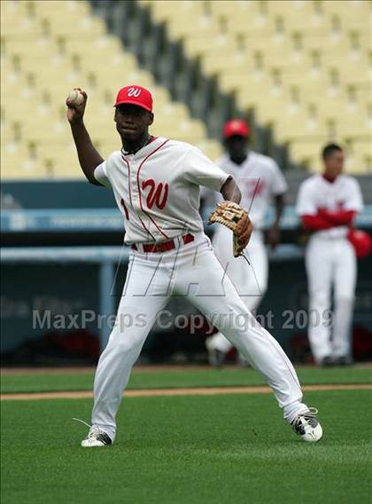 Thumbnail 1 in Monroe vs. Westchester (CIF LA City Section D2 Final) photogallery.