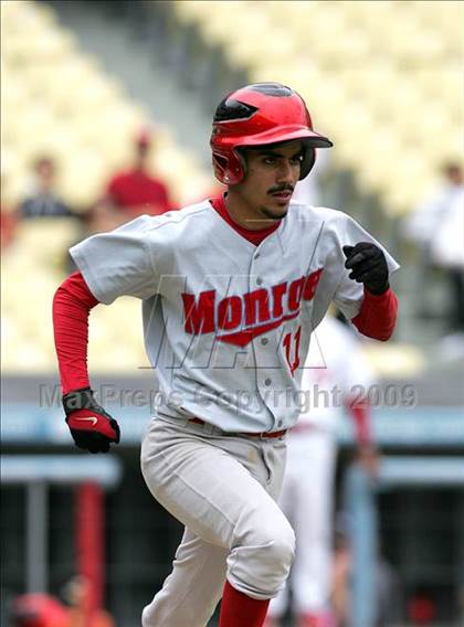 Thumbnail 2 in Monroe vs. Westchester (CIF LA City Section D2 Final) photogallery.