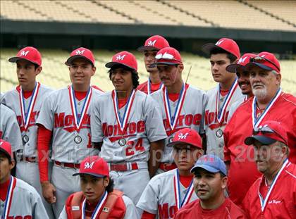 Thumbnail 2 in Monroe vs. Westchester (CIF LA City Section D2 Final) photogallery.