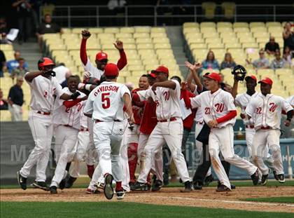 Thumbnail 3 in Monroe vs. Westchester (CIF LA City Section D2 Final) photogallery.