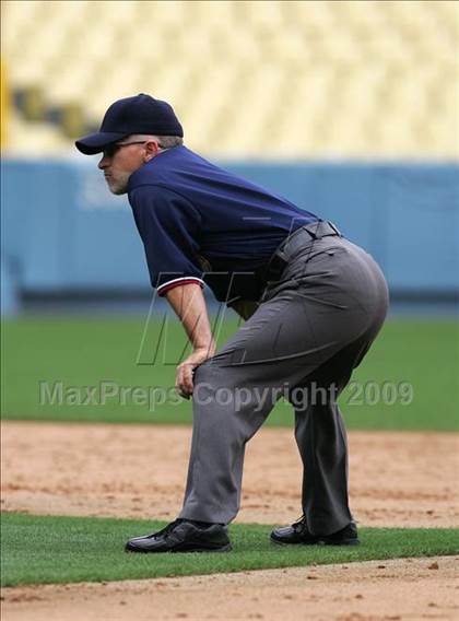 Thumbnail 2 in Monroe vs. Westchester (CIF LA City Section D2 Final) photogallery.