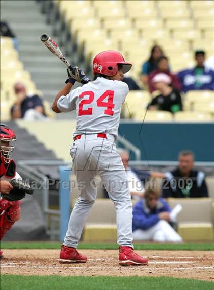 Thumbnail 3 in Monroe vs. Westchester (CIF LA City Section D2 Final) photogallery.