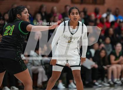Thumbnail 2 in Archbishop Mitty vs. St. Joseph (Sabrina Ionescu SI20 Showcase) photogallery.