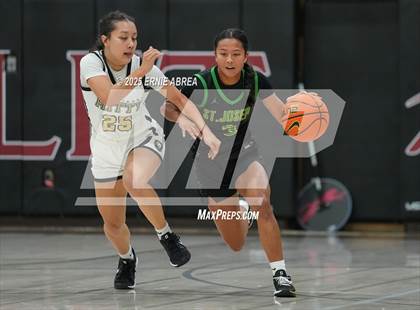 Thumbnail 3 in Archbishop Mitty vs. St. Joseph (Sabrina Ionescu SI20 Showcase) photogallery.