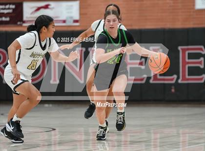Thumbnail 2 in Archbishop Mitty vs. St. Joseph (Sabrina Ionescu SI20 Showcase) photogallery.