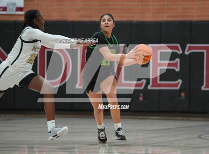 Thumbnail 1 in Archbishop Mitty vs. St. Joseph (Sabrina Ionescu SI20 Showcase) photogallery.