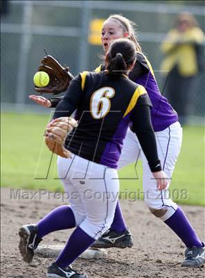 Thumbnail 3 in Newport @ Issaquah photogallery.