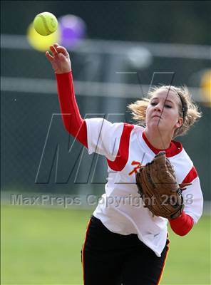 Thumbnail 1 in Newport @ Issaquah photogallery.
