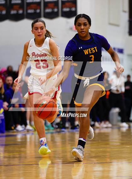 Thumbnail 1 in Bellevue West vs. Millard South (Metro Tournament Final) photogallery.