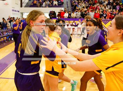 Thumbnail 2 in Bellevue West vs. Millard South (Metro Tournament Final) photogallery.