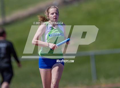 Thumbnail 3 in Metro Conference Track and Field Meet (3200 Meter Relay) photogallery.