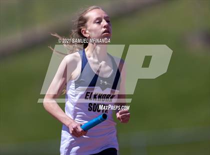 Thumbnail 3 in Metro Conference Track and Field Meet (3200 Meter Relay) photogallery.