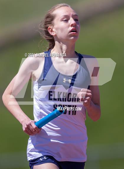 Thumbnail 2 in Metro Conference Track and Field Meet (3200 Meter Relay) photogallery.