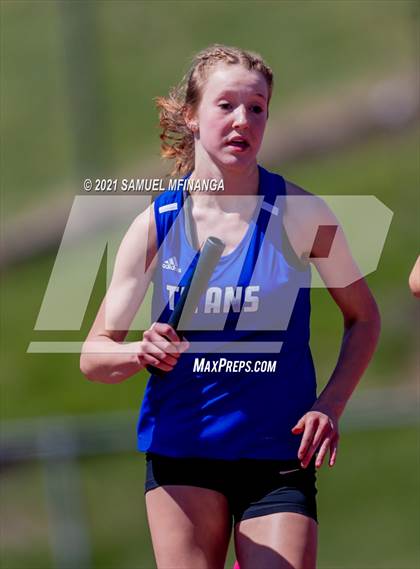 Thumbnail 3 in Metro Conference Track and Field Meet (3200 Meter Relay) photogallery.