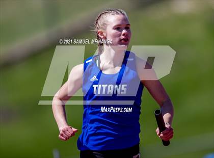 Thumbnail 3 in Metro Conference Track and Field Meet (3200 Meter Relay) photogallery.