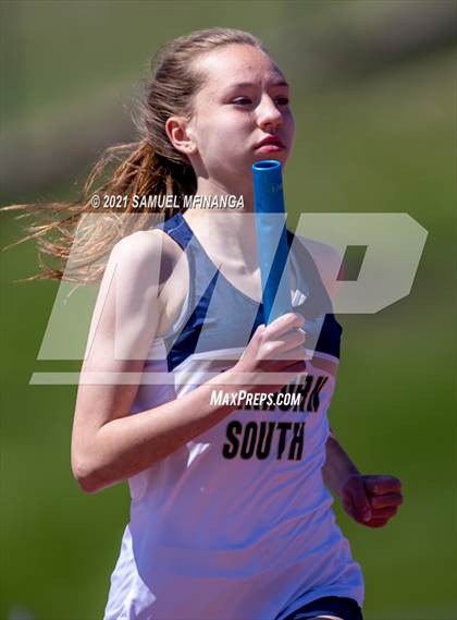 Thumbnail 3 in Metro Conference Track and Field Meet (3200 Meter Relay) photogallery.