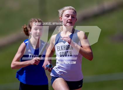 Thumbnail 2 in Metro Conference Track and Field Meet (3200 Meter Relay) photogallery.